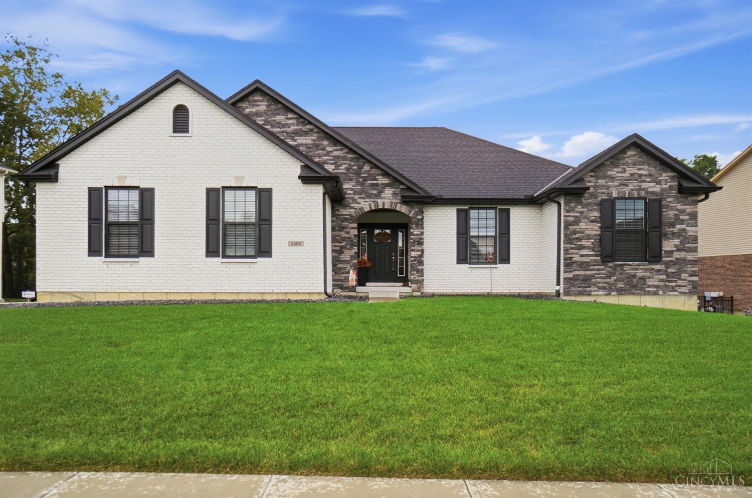 Photo 2 of Single family home for sale at 5409 Rentschler Ests Dr, Fairfield Twp, OH 45011 | MLS# 1893441 | Listing updated on 2026-09-22