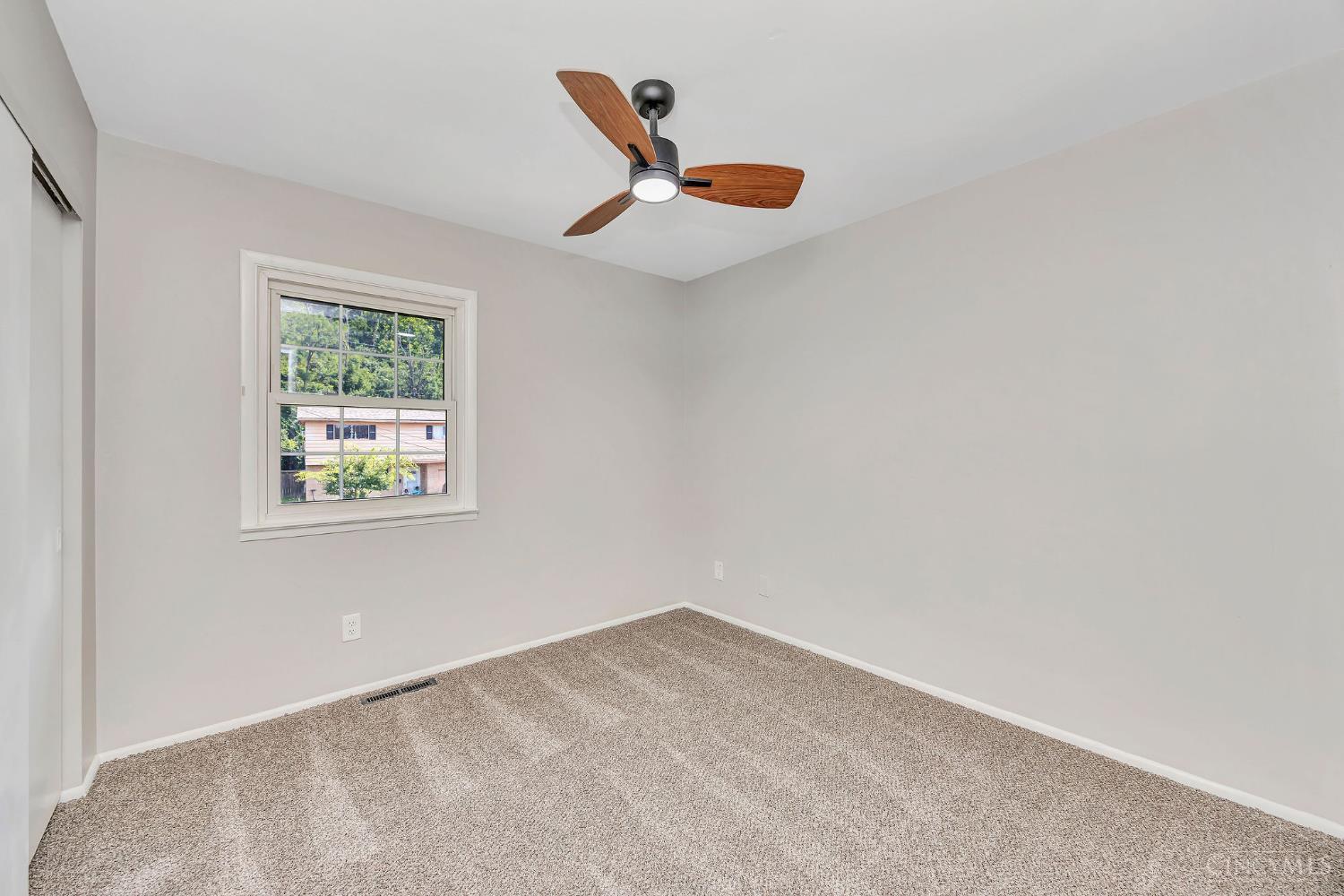 5452 Ehrling Road, Columbia Twp, OH, 45227 — photo 32