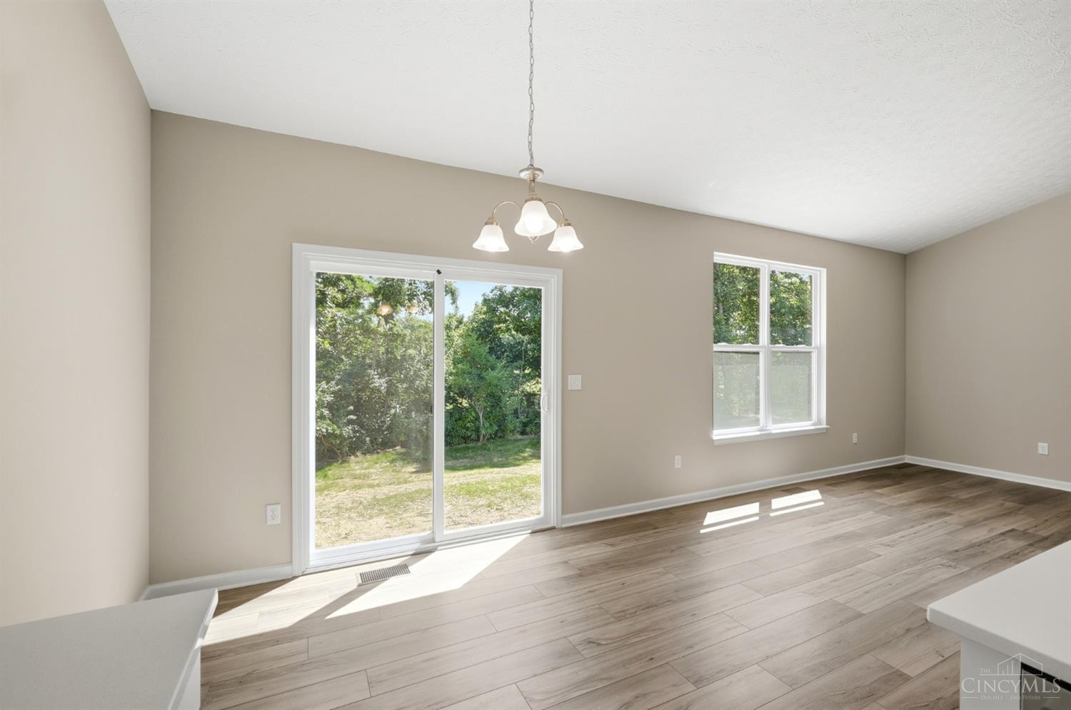 1255 Eagle Boulevard, Hamilton Twp, OH, 45039 — photo 14