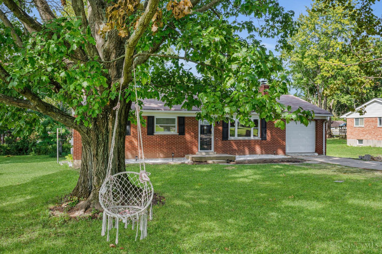 Photo 4 of Single family home for sale at 11935 Mill Rd, Springfield Twp., OH 45240 | MLS# 1893879 | Listing updated on 2026-09-16
