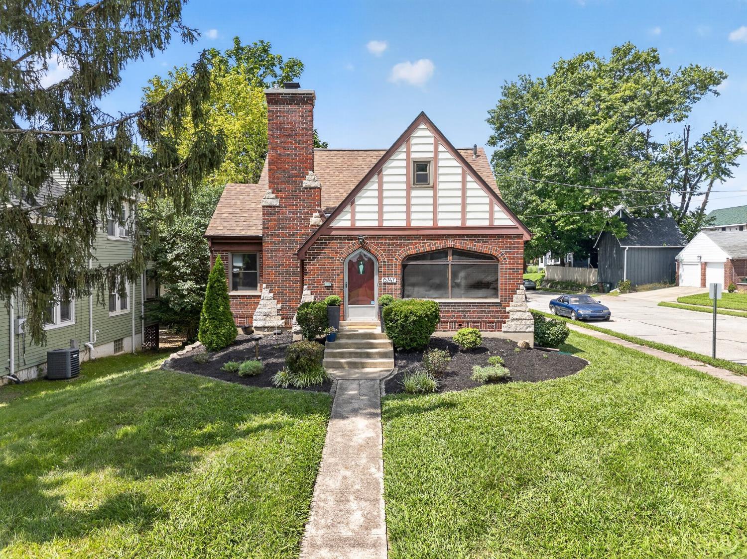 6747 Plainfield Road, Silverton, OH, 45236 — photo 2