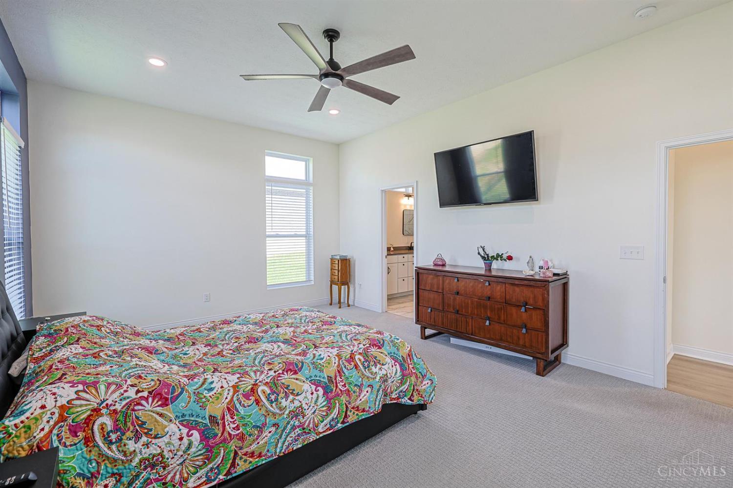 6023 Falconway Court, Green Twp, OH, 45247 — photo 24