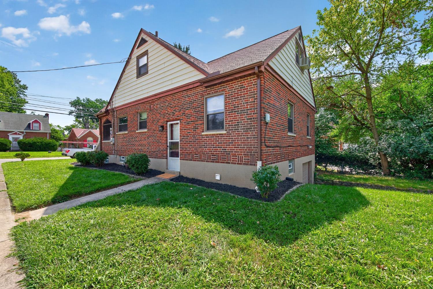 6747 Plainfield Road, Silverton, OH, 45236 — photo 49
