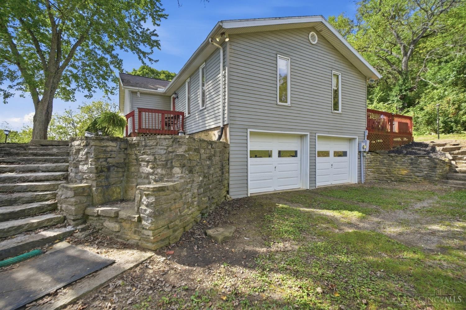 Photo 3 of Single family home for sale at 7408 E Laughery Crk Rd, Aurora, IN 47001 | MLS# 1893665 | Listing updated on 2026-09-16