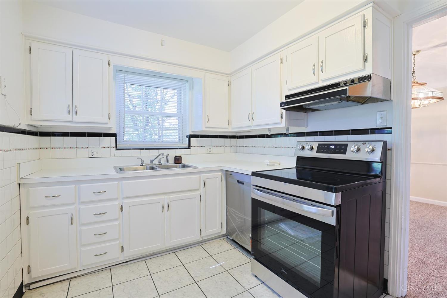 5631 Colerain Avenue, Cincinnati, OH, 45239 — photo 14