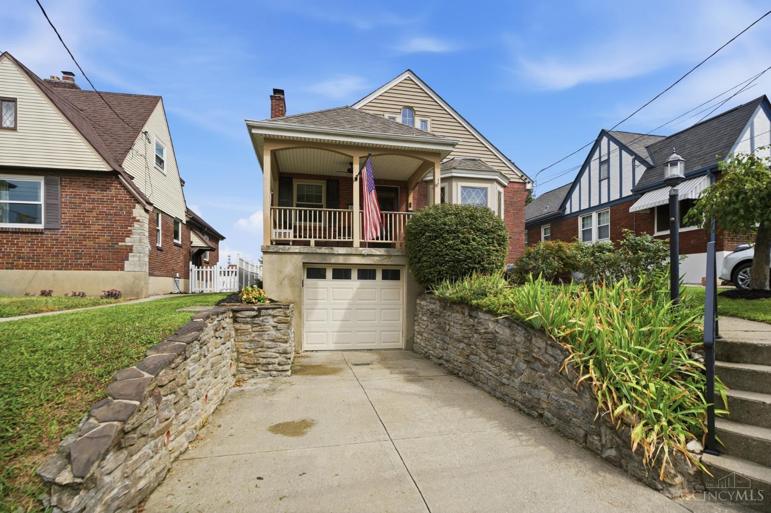 Photo 4 of Single family home for sale at 2200 Glenside Ave, Norwood, OH 45212 | MLS# 1893942 | Listing updated on 2026-09-18