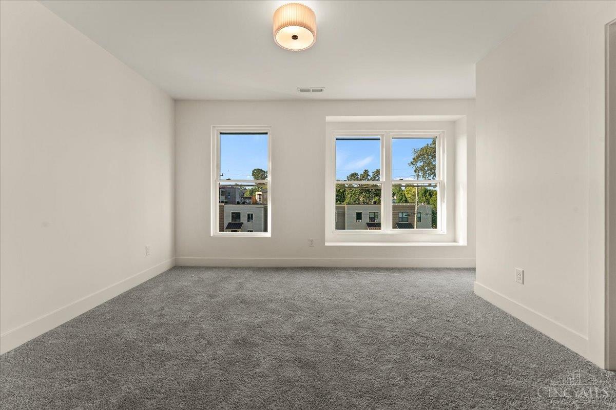 1570 St Leger Place, Cincinnati, OH, 45207 — photo 36