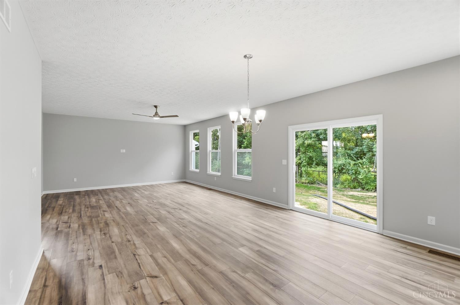 1247 Eagle Boulevard, Hamilton Twp, OH, 45029 — photo 13