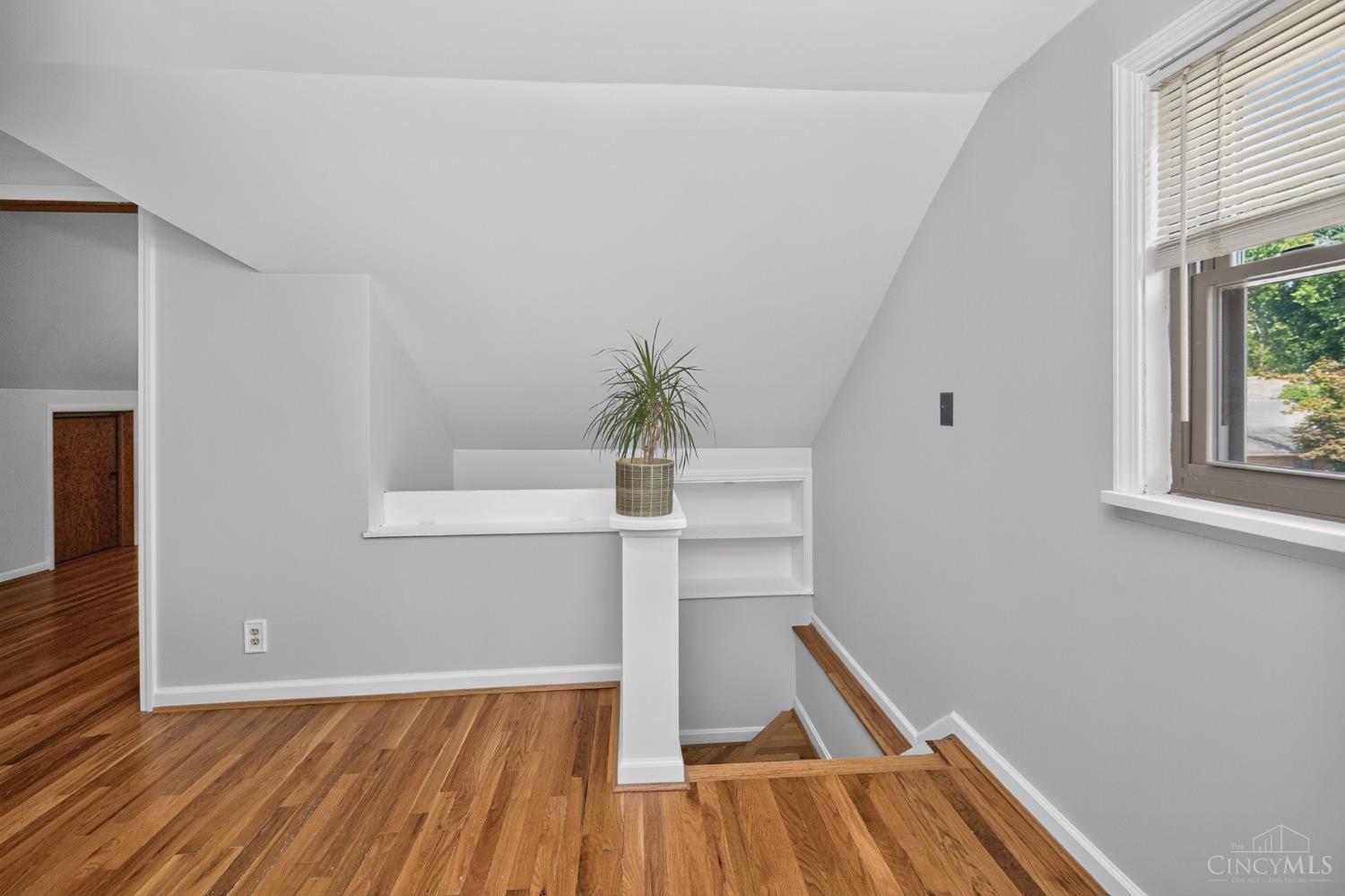 6747 Plainfield Road, Silverton, OH, 45236 — photo 31