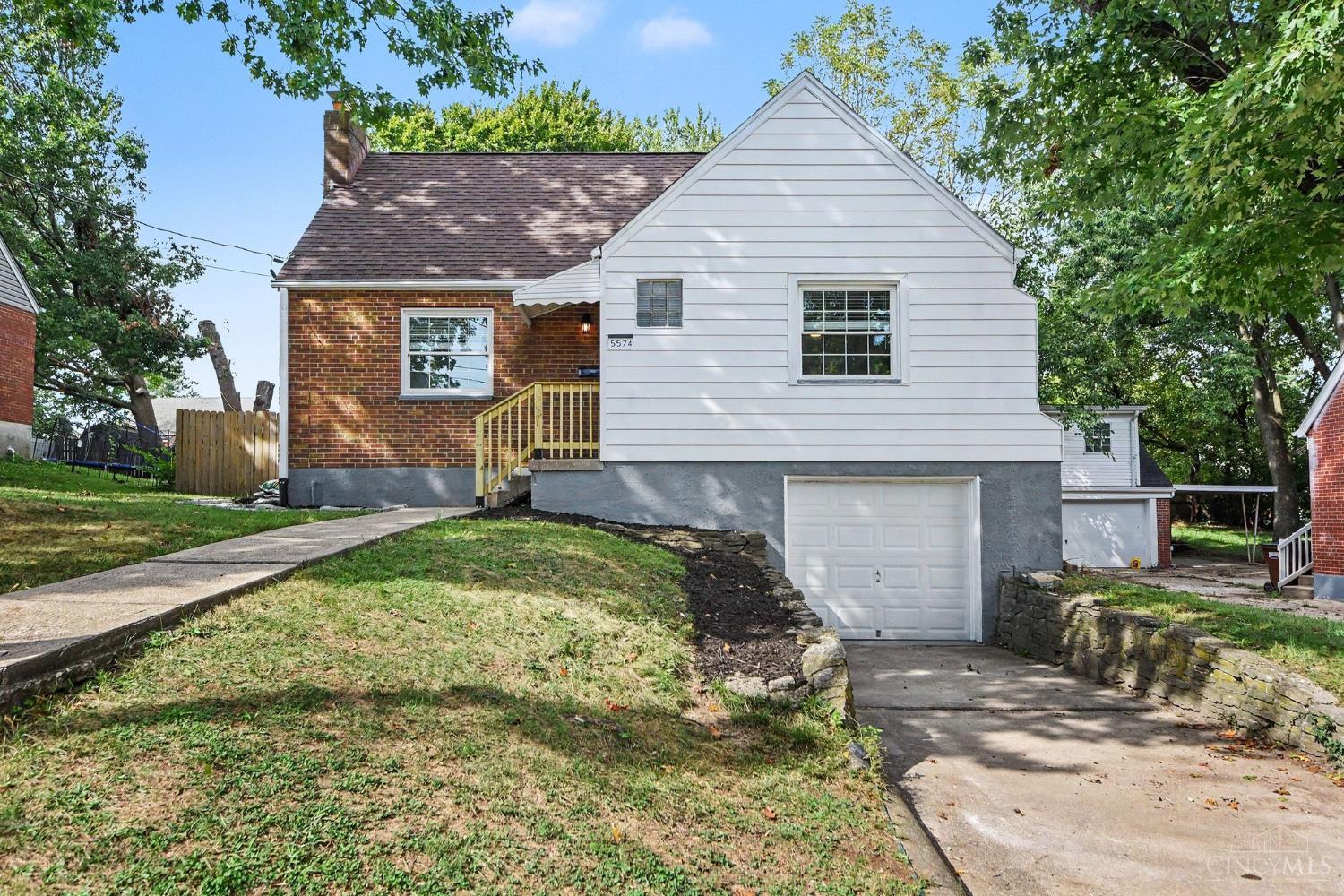 Photo 1 of Single family home for sale at 5574 Raceview Ave, Green Twp, OH 45248 | MLS# 1893632 | Listing updated on 2026-09-16