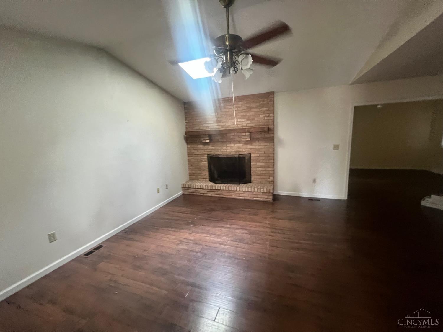 Photo 4 of Single family home for sale at 815 Kathryn Pl, Wilmington, OH 45177 | MLS# 1894068 | Listing updated on 2026-09-16