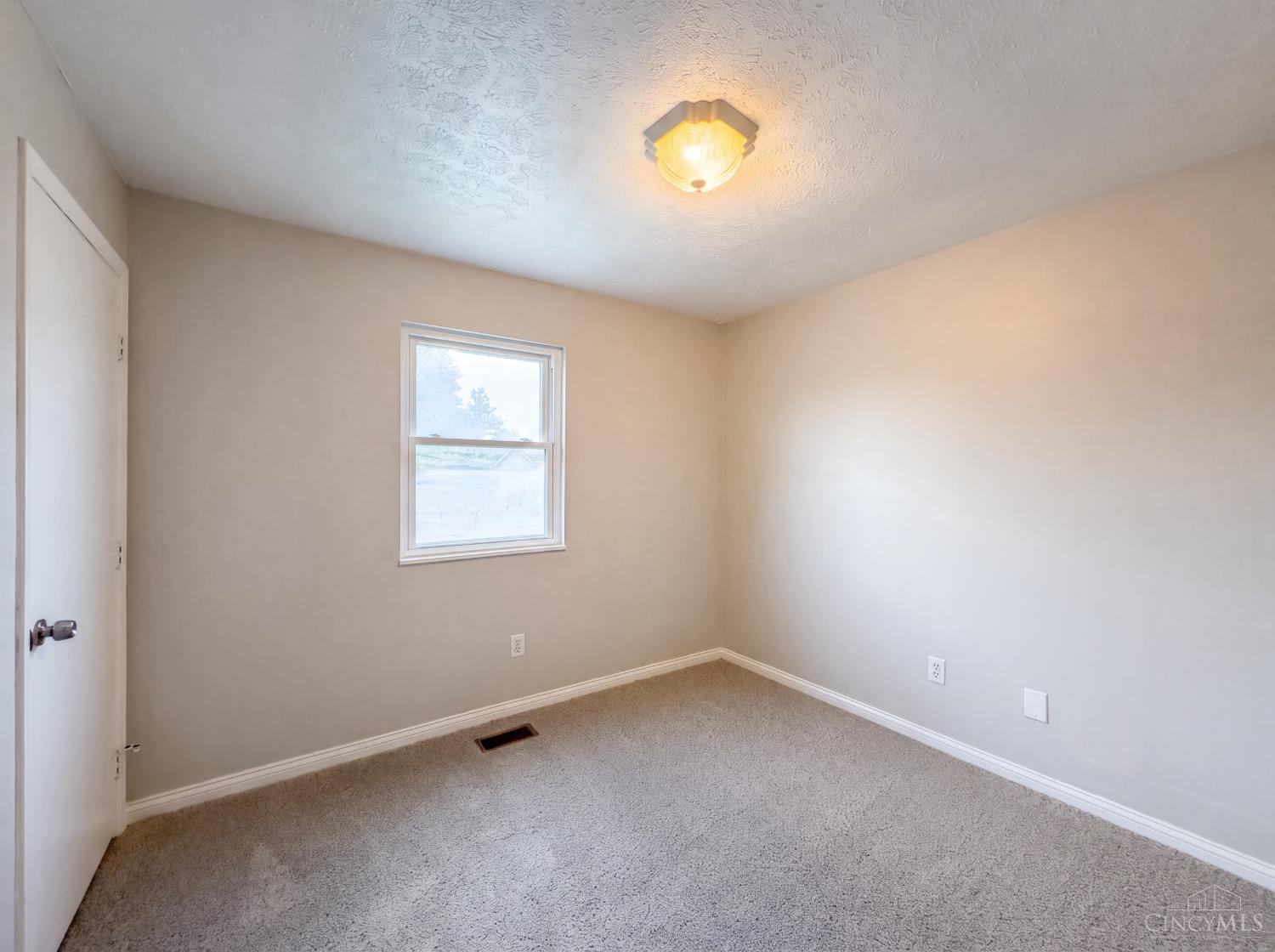 5569 Partridge Circle, West Chester, OH, 45069 — photo 10