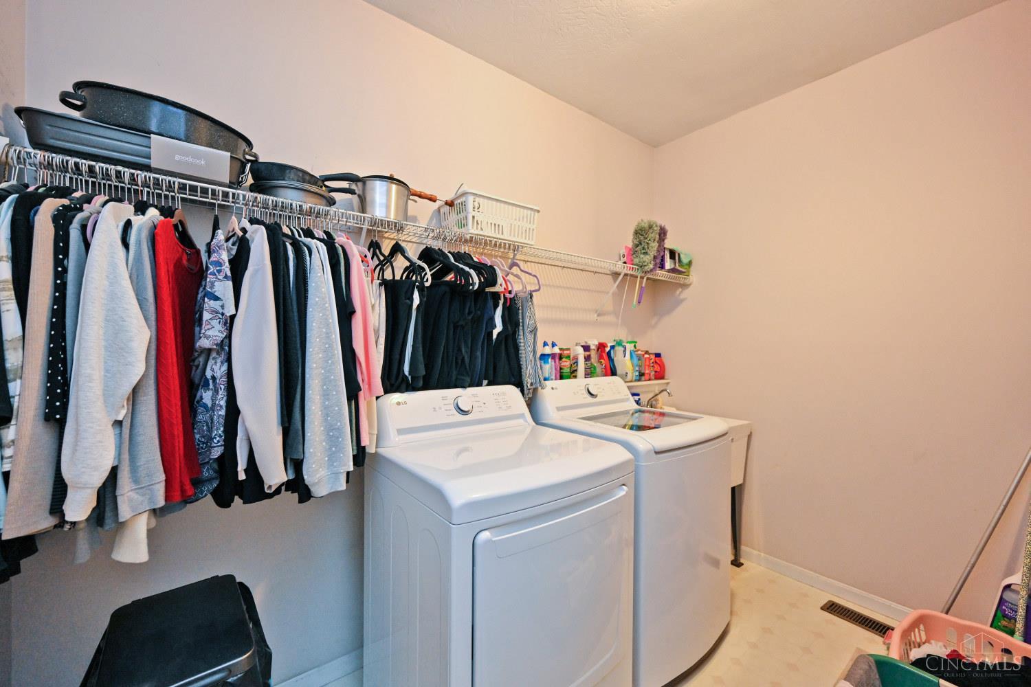 8575 Charleston Valley Drive, Deerfield Twp., OH, 45040 — photo 26