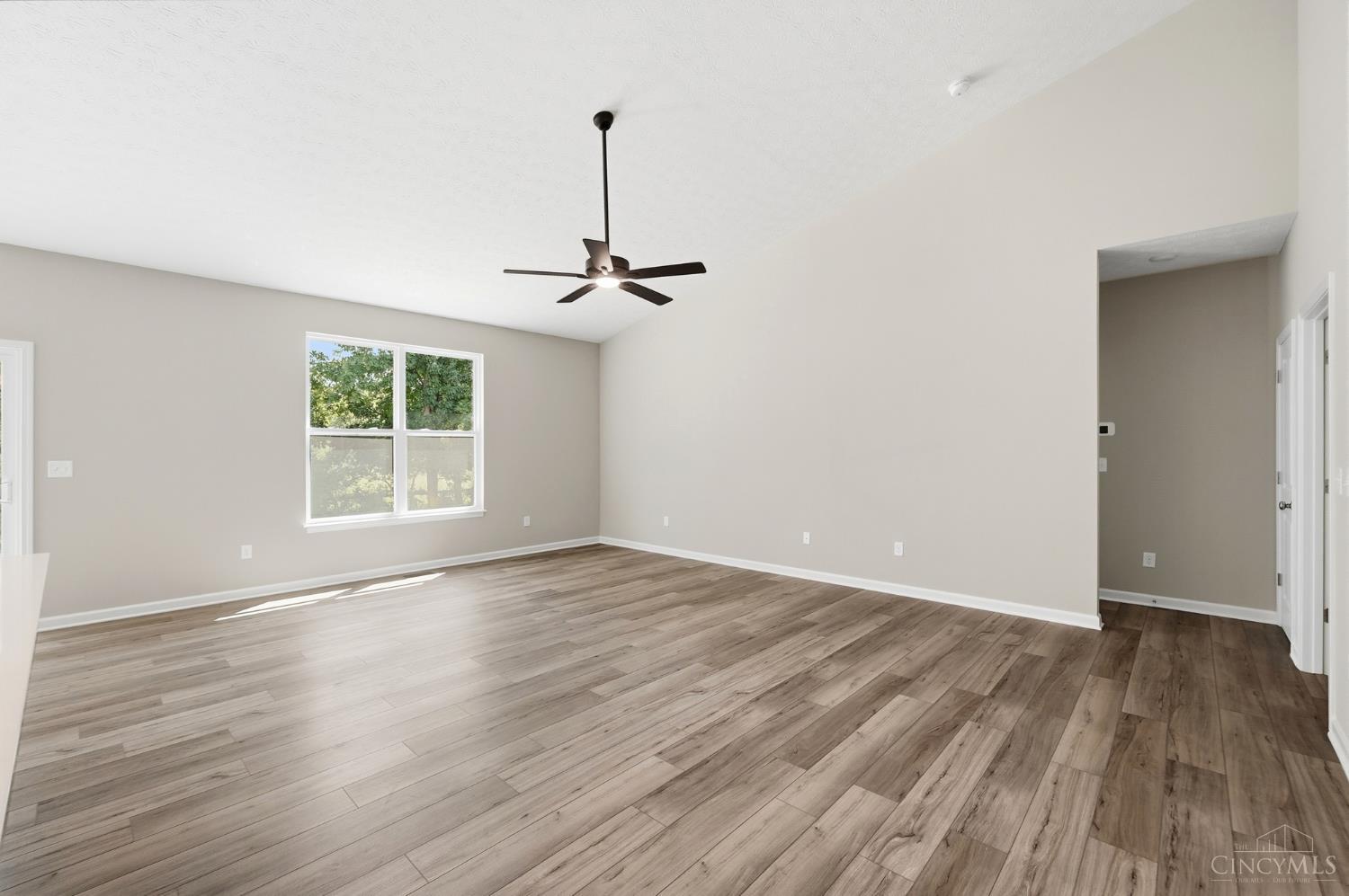 1255 Eagle Boulevard, Hamilton Twp, OH, 45039 — photo 9