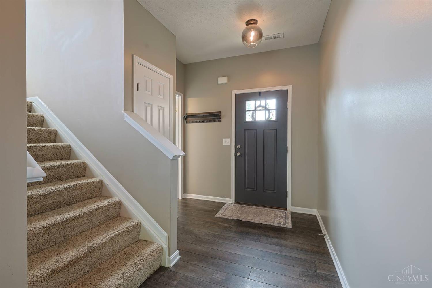 Photo 4 of Single family home for sale at 4166 Roland Crk Dr, Union Twp, OH 45245 | MLS# 1893952 | Listing updated on 2026-09-16