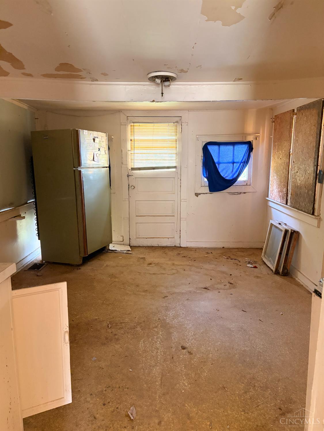Photo 3 of Single family home for sale at 1781 See Ave, Hamilton, OH 45011 | MLS# 1893966 | Listing updated on 2026-09-15