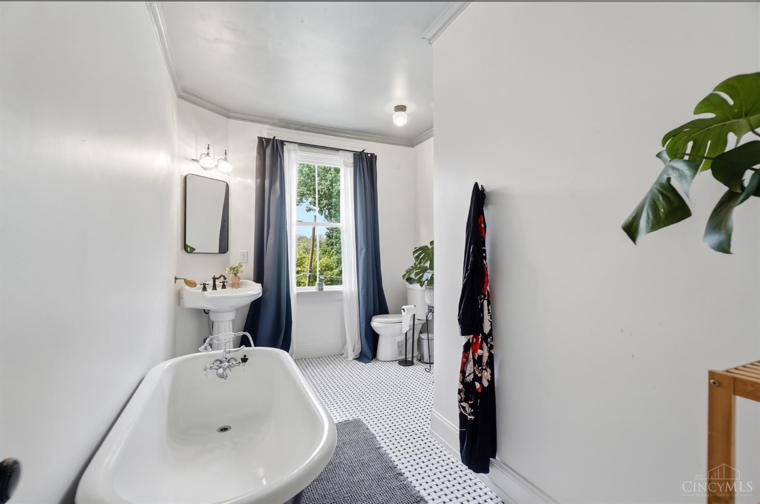 6200 Cortelyou Avenue, Cincinnati, OH, 45213 — photo 36