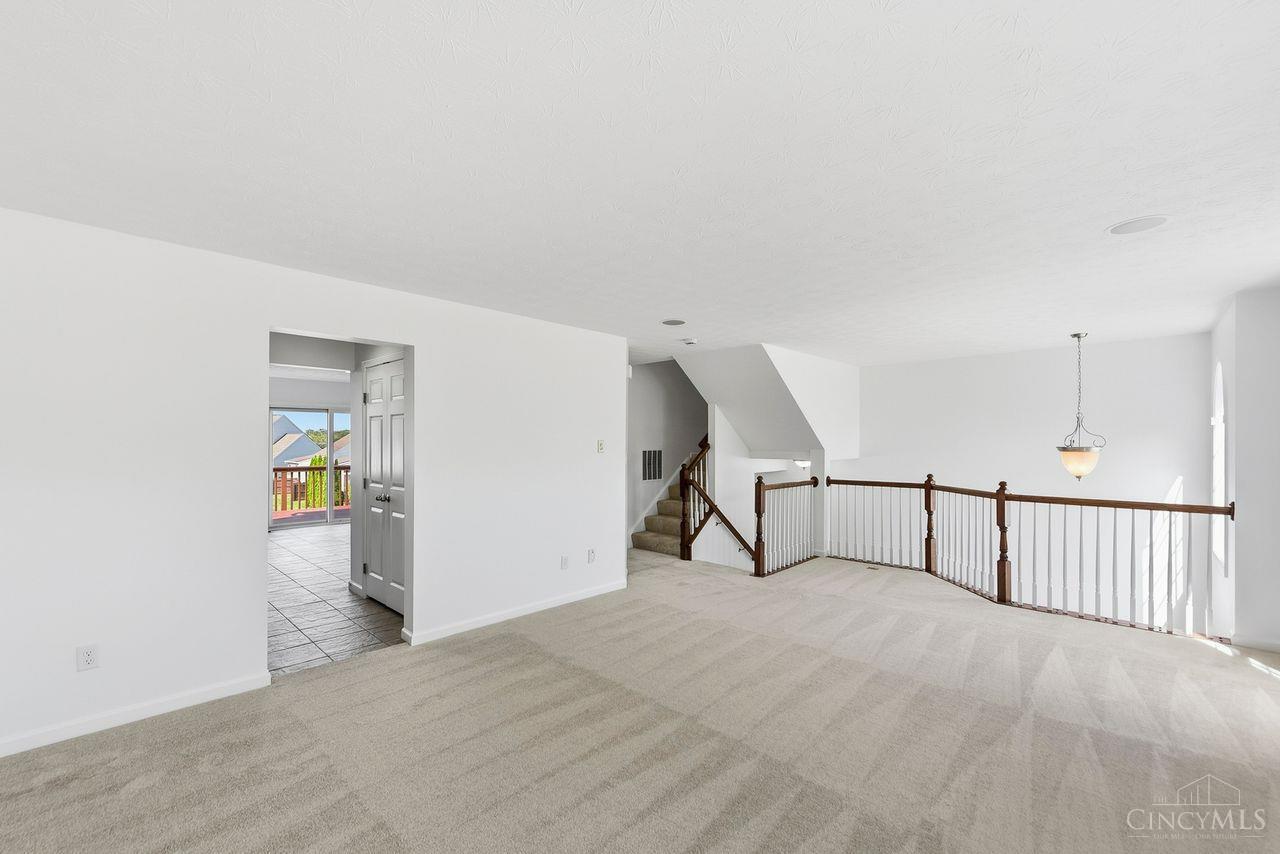 Listing Photo 3 - Condo for sale in building located at 7471 Victoria Fls Ave, Maineville, OH 45039