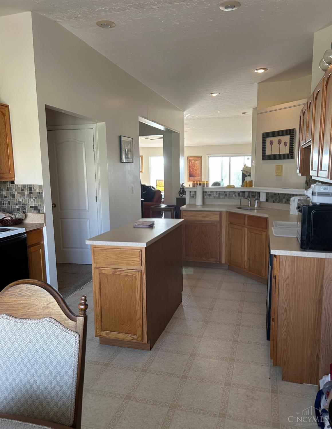 2433 Elderberry Court, Cincinnati, OH, 45239 — photo 14