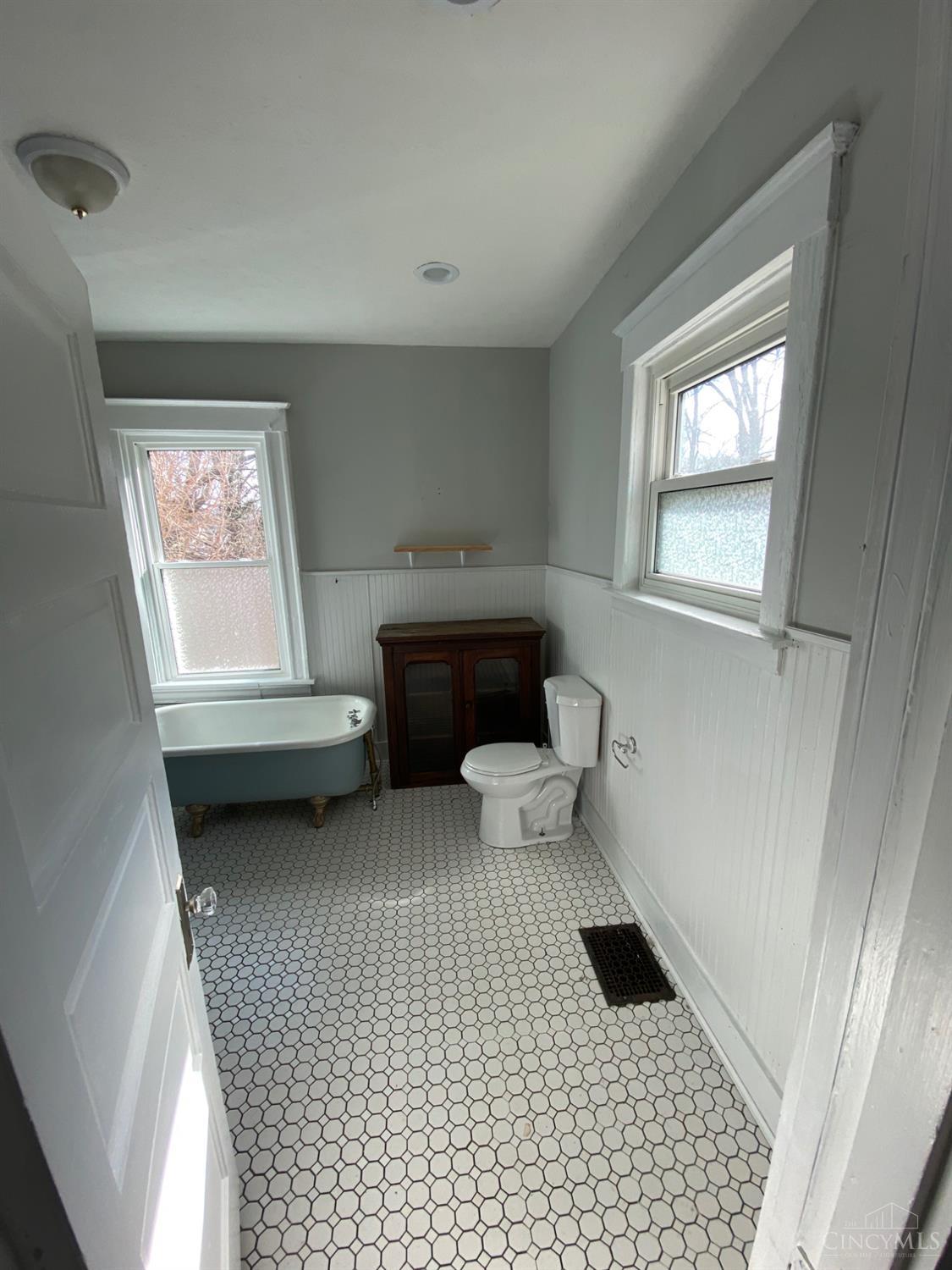 279 Helen Street, Cincinnati, OH, 45219 — photo 18