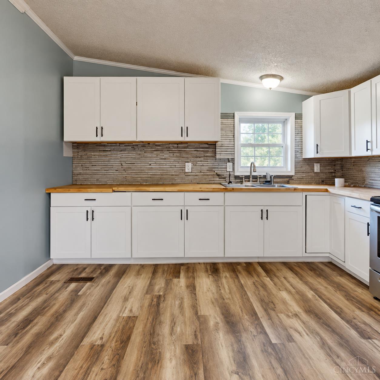 815 Suck Run Road, Sprigg Twp, OH, 45144 — photo 4