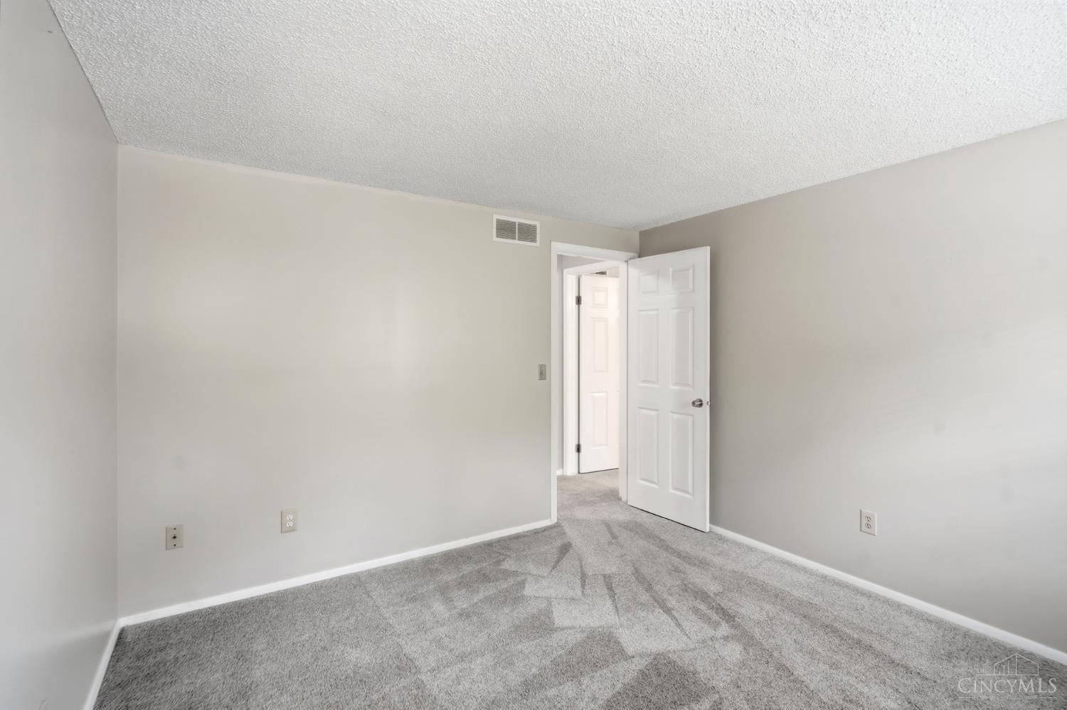 3282 South Cove Court, Deerfield Twp., OH, 45039 — photo 45
