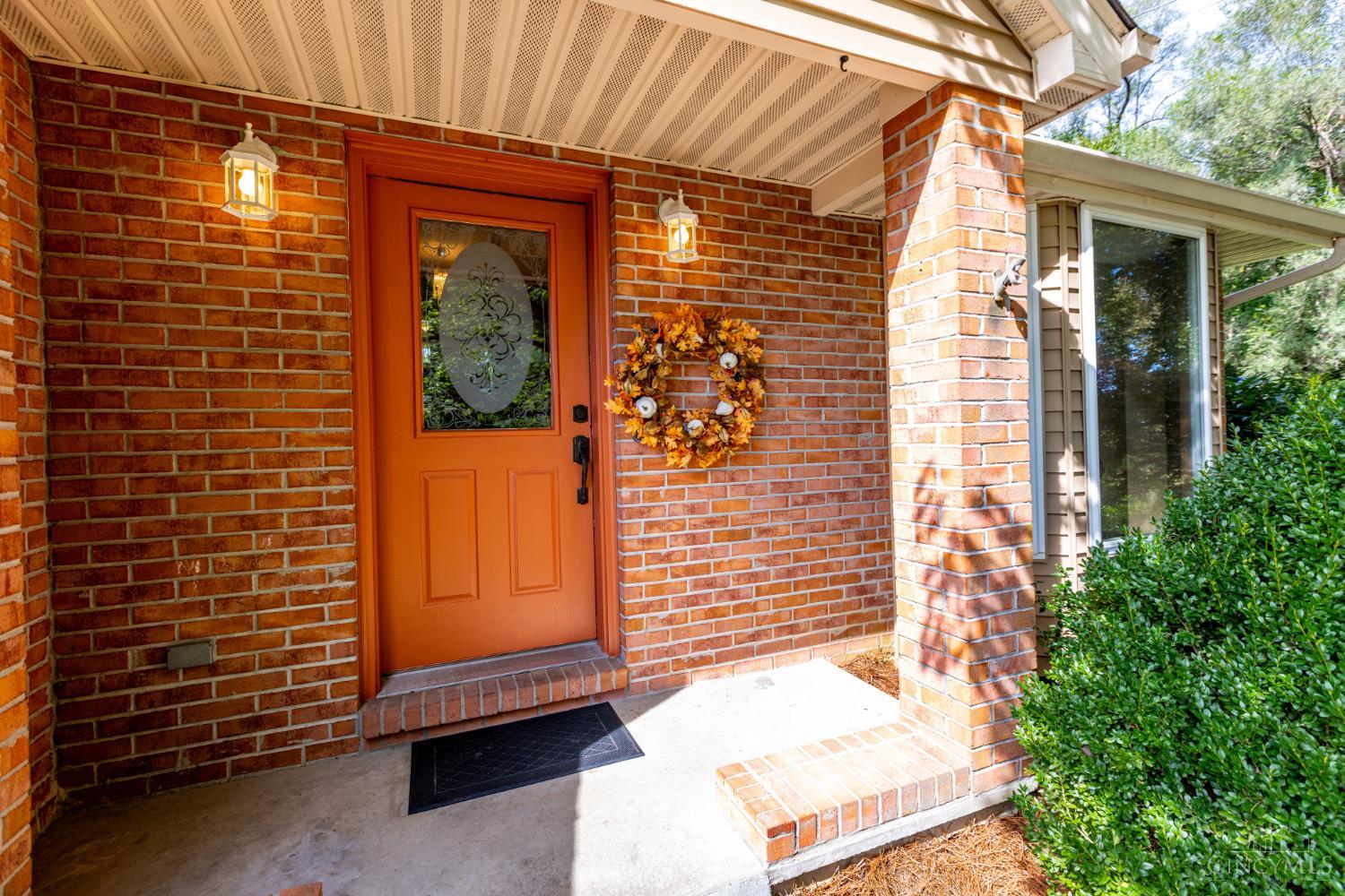 Photo 4 of Sale Pending at 10391 Short Rd, Crosby Twp, OH 45030 | MLS# 1894008 | Listing updated on 2026-09-24