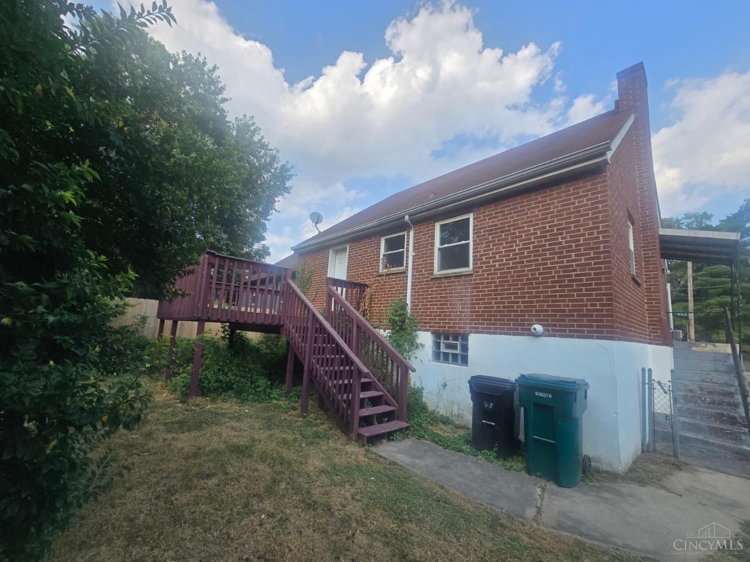 Photo 3 of Single family home for sale at 5601 Lester Rd, Cincinnati, OH 45213 | MLS# 1893789 | Listing updated on 2026-09-16