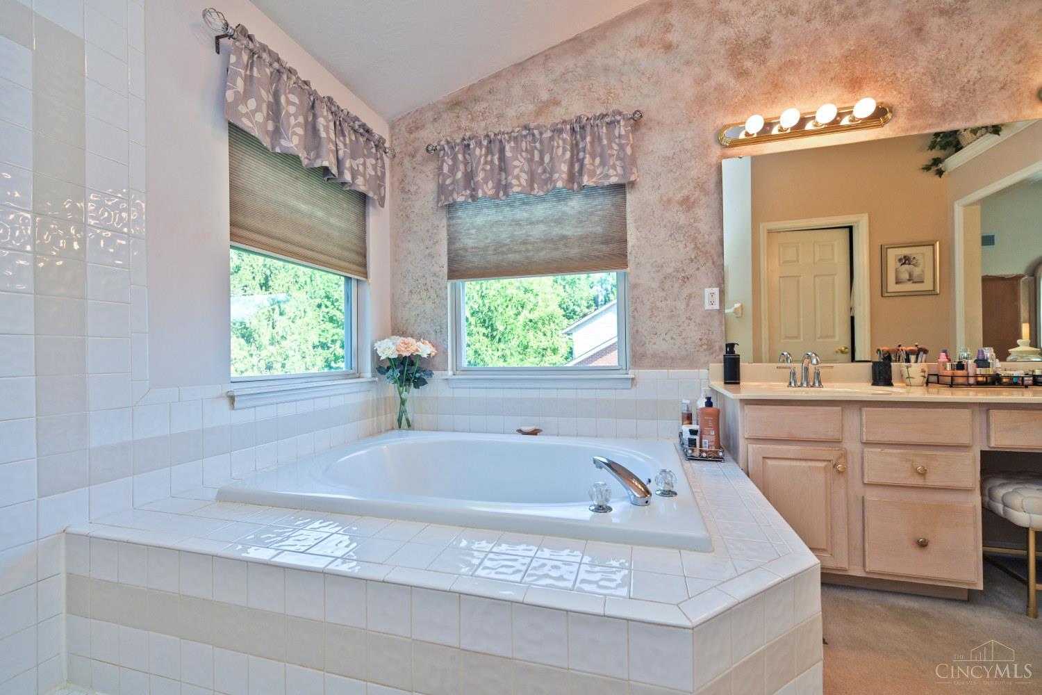 8575 Charleston Valley Drive, Deerfield Twp., OH, 45040 — photo 33