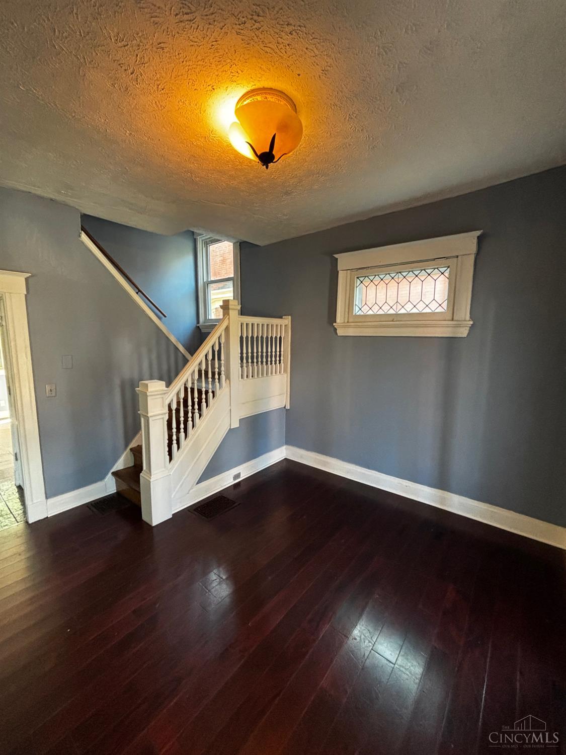 Photo 2 of Single family home for sale at 279 Helen St, Cincinnati, OH 45219 | MLS# 1893755 | Listing updated on 2026-09-16