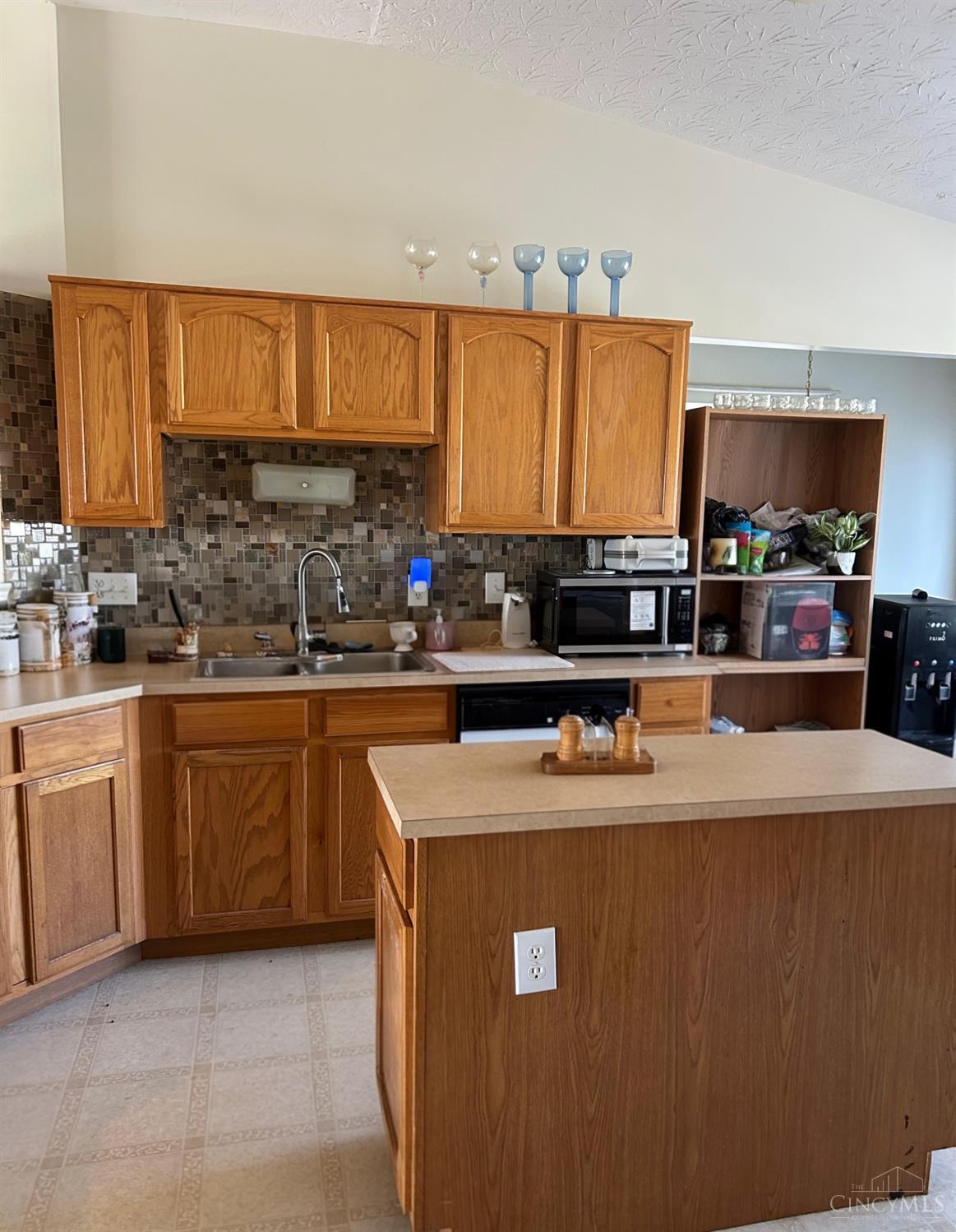 2433 Elderberry Court, Cincinnati, OH, 45239 — photo 11