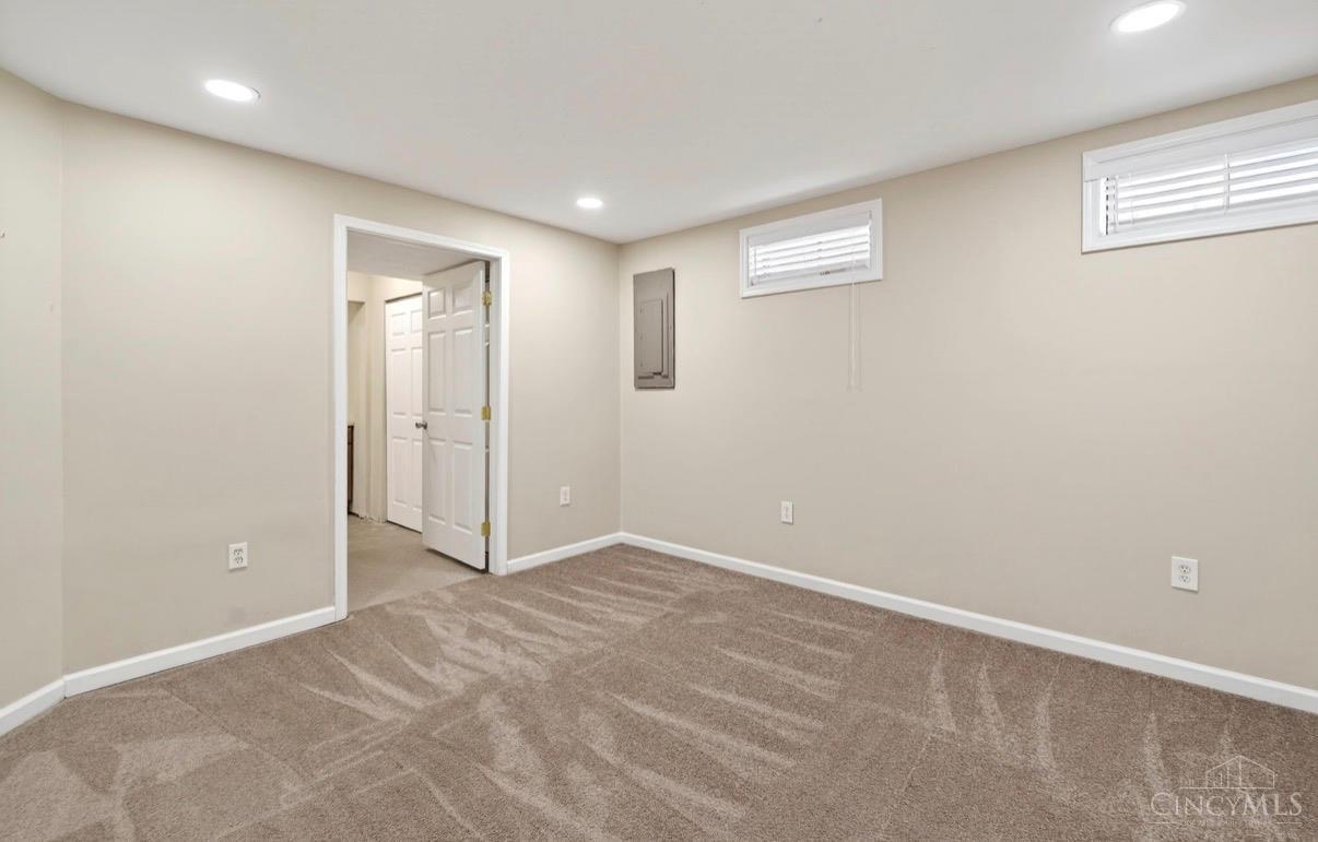 Photo 41 of Single family home for sale at 6978 Fallen Oaks Dr, Deerfield Twp., OH 45040 | MLS# 1889084 | Listing updated on 2026-09-15