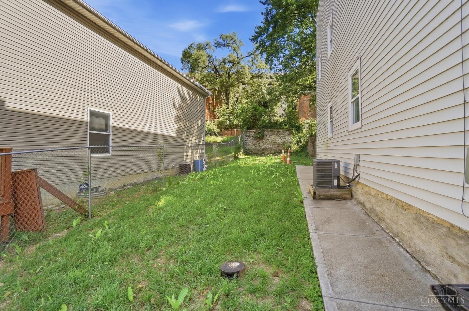 120 Winkler Street, Cincinnati, OH, 45219 — photo 30