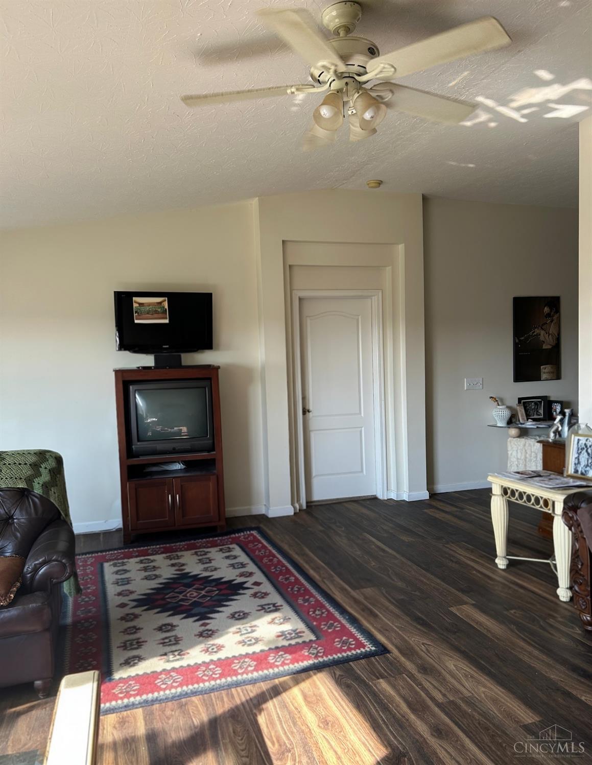 2433 Elderberry Court, Cincinnati, OH, 45239 — photo 10