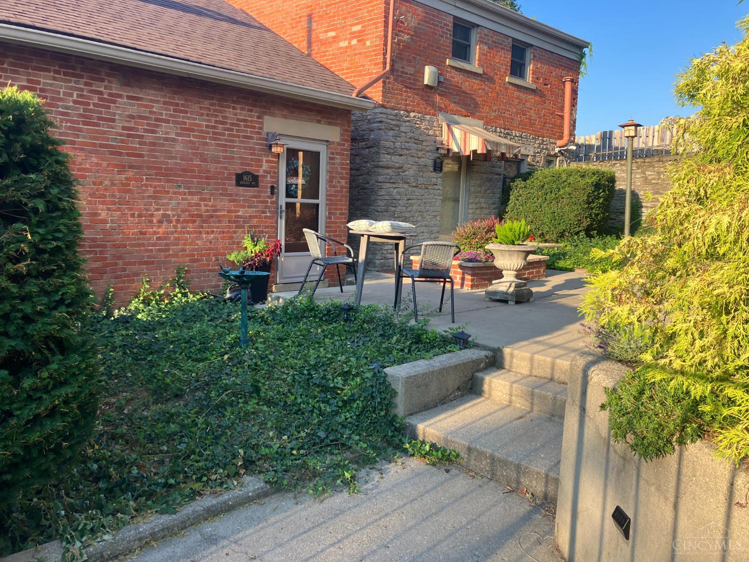 561 Milton Street #D, Cincinnati, OH, 45202 — photo 33
