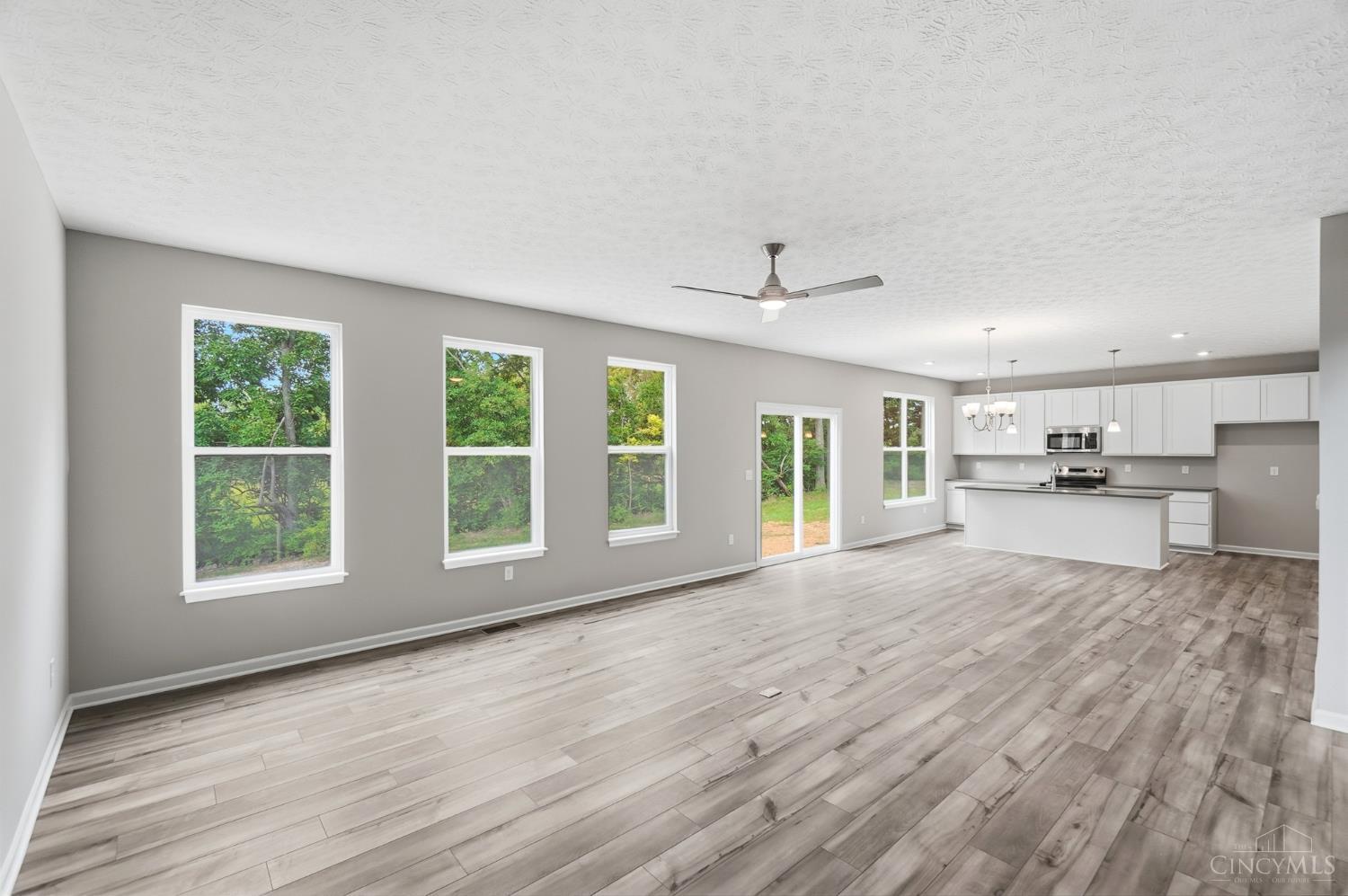 1247 Eagle Boulevard, Hamilton Twp, OH, 45029 — photo 9