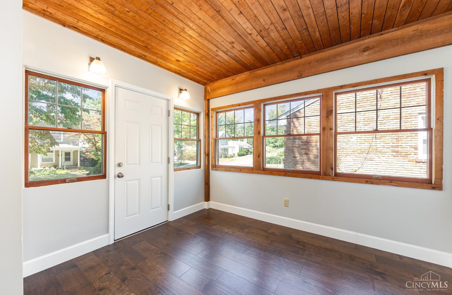 Photo 3 of Single family home for sale at 1944 Rockland Ave, Cincinnati, OH 45230 | MLS# 1893956 | Listing updated on 2026-09-15