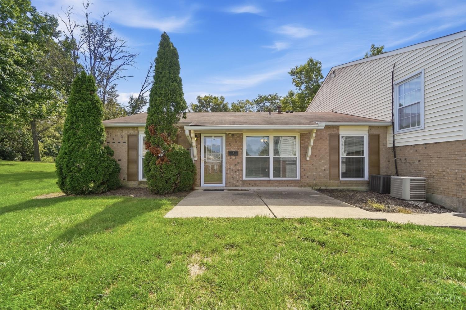 Photo 2 of Condo for sale at 8 Sunnyside Dr, Fairfield, OH 45014 | MLS# 1892862 | Listing updated on 2026-09-16