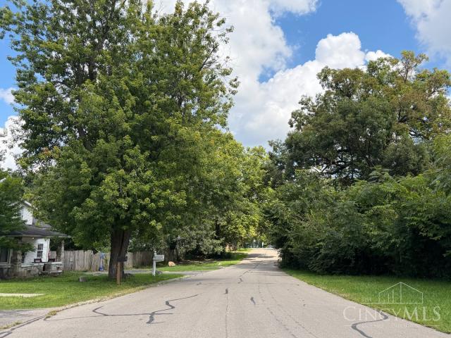 Photo 5 of Single family home for sale at 429 N Rohrer Blvd, Dayton, OH 45404 | MLS# 1894050 | Listing updated on 2026-09-15