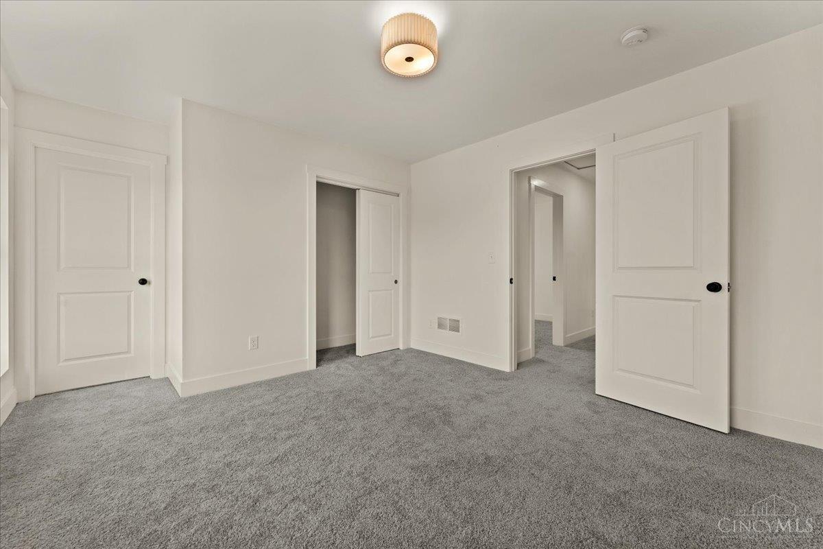 1570 St Leger Place, Cincinnati, OH, 45207 — photo 37