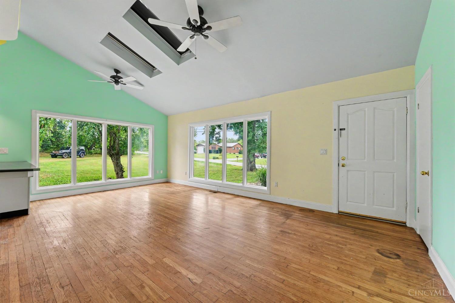 Photo 4 of Single family home for sale at 1452 Bethel New Richmond Rd, New Richmond, OH 45157 | MLS# 1894009 | Listing updated on 2026-09-16
