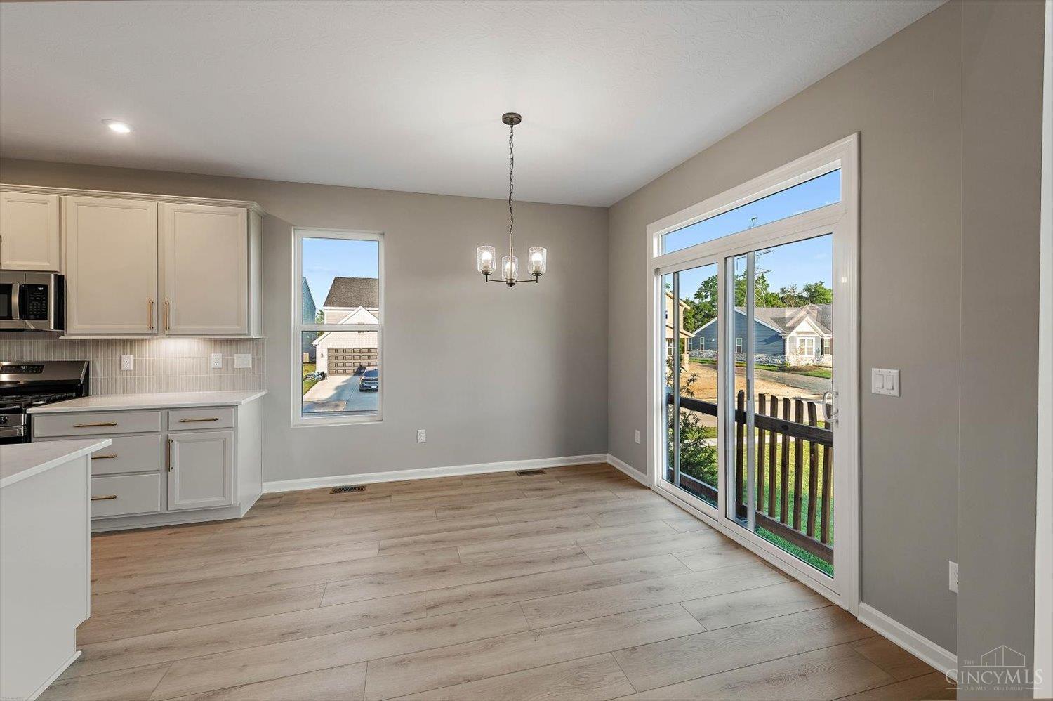 2587 Golden Leaf Drive, Beavercreek, OH, 45431 — photo 6