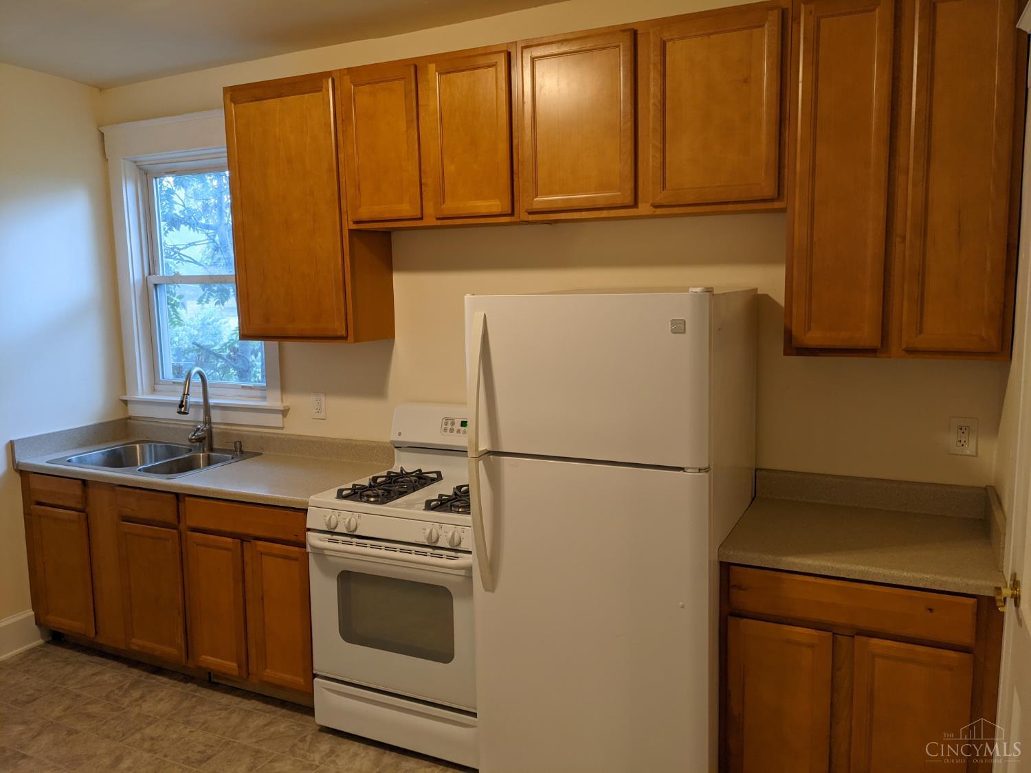 2829 Marshall Avenue, Cincinnati, OH, 45225 — photo 14