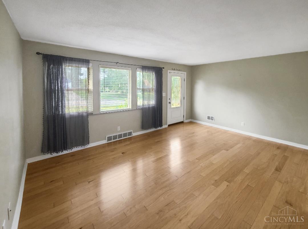 5390 Sidney Road, Green Twp, OH, 45238 — photo 3