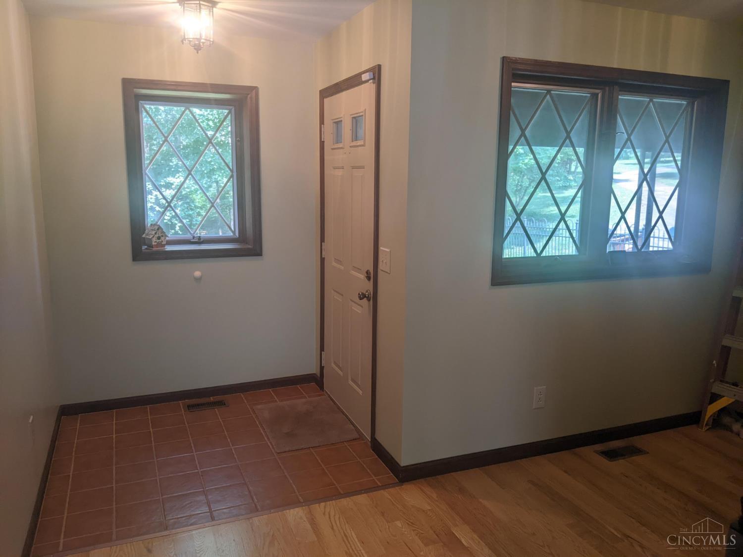 921 Katys Lane, Chester Twp, OH, 45177 — photo 11