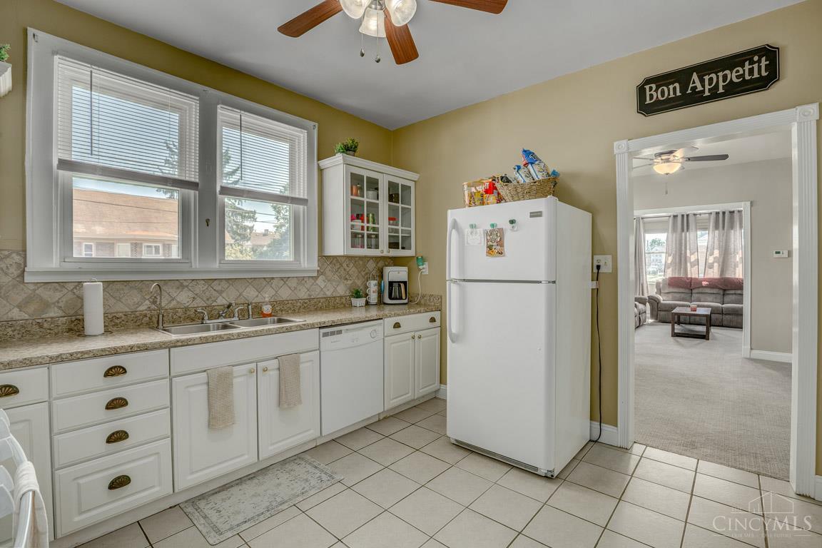 3302 Wardall Avenue, Cheviot, OH, 45211 — photo 9