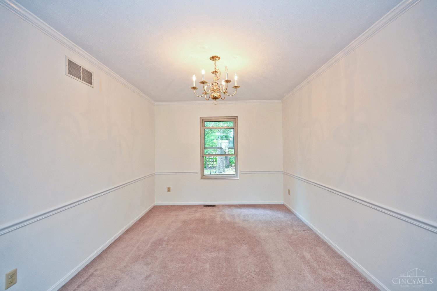 8738 Sarahs Bend Drive, Colerain Twp, OH, 45251 — photo 6