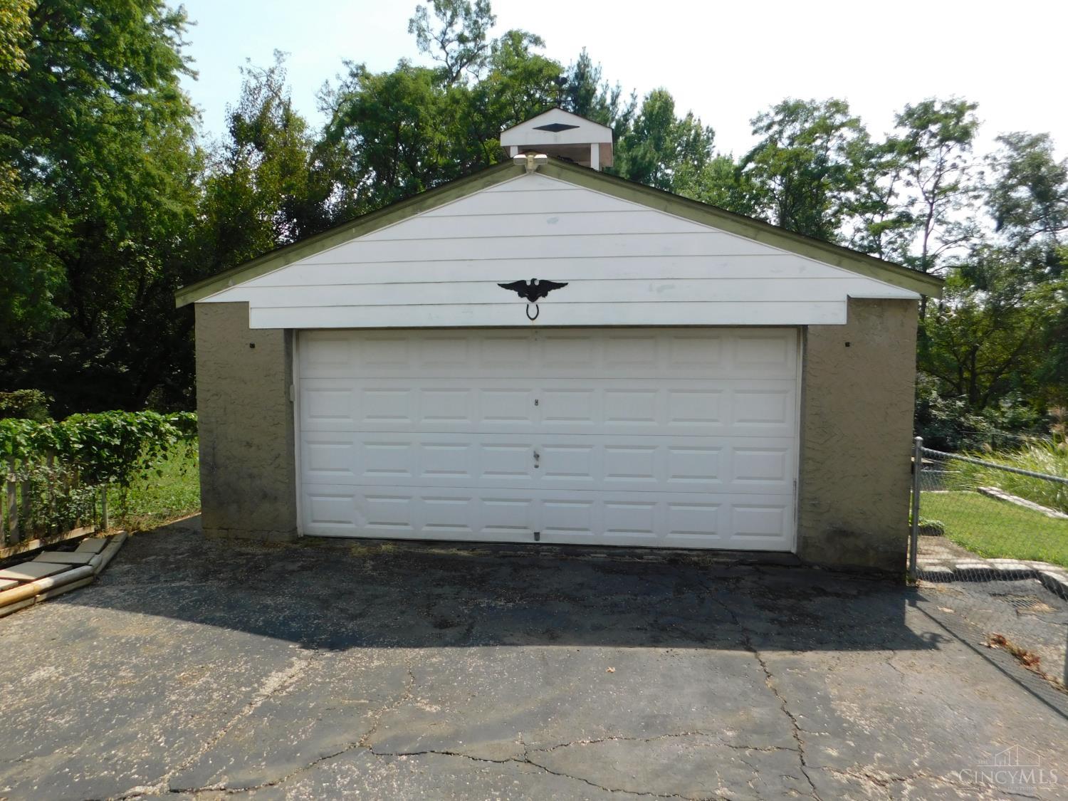 4467 Grove Avenue, Green Twp, OH, 45211 — photo 10