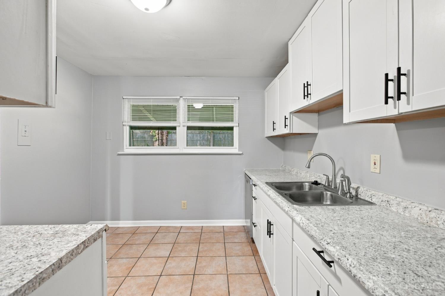 11559 Fremantle Drive, Forest Park, OH, 45240 — photo 13