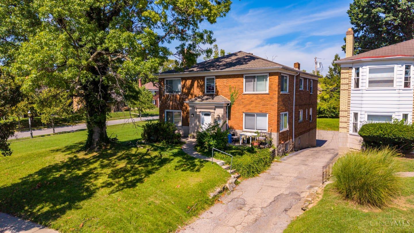 Photo 3 of Multi family home for sale at 1808 Losantiville Ave, Cincinnati, OH 45237 | MLS# 1894022 | Listing updated on 2026-09-17